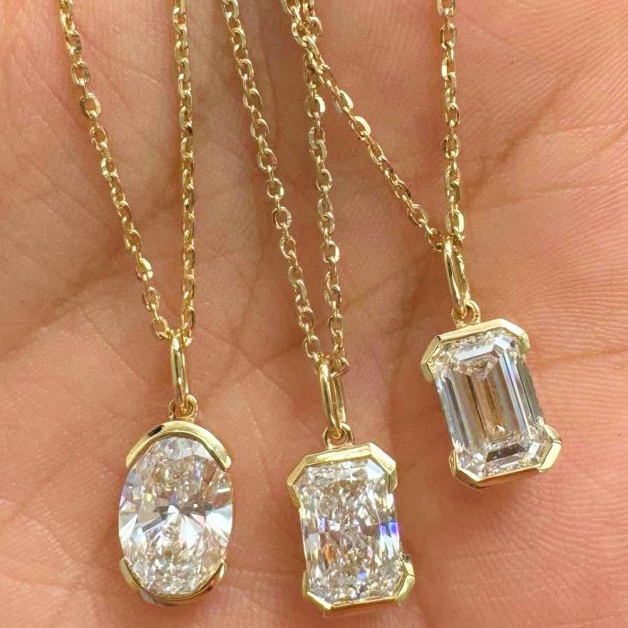 14K YELLOW GOLD HALF BEZEL DIAMOND SOLITAIRE NECKLACE